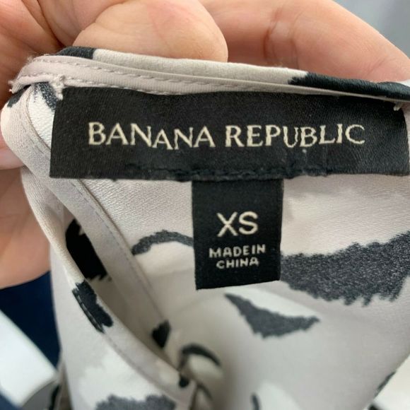 Banana Republic Peplum Blouse Size XS Gray Top - Picture 7 of 8